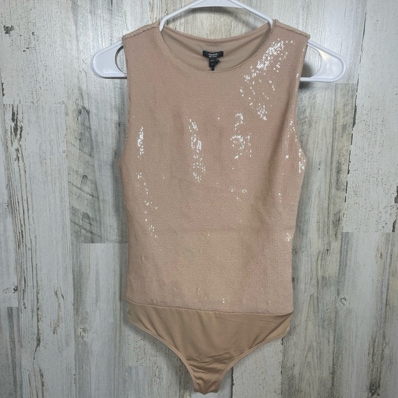 NWT EXPRESS Body Contour Collection Bodysuit Womens XS Nude Blush Sequin Party - Picture 1 of 5